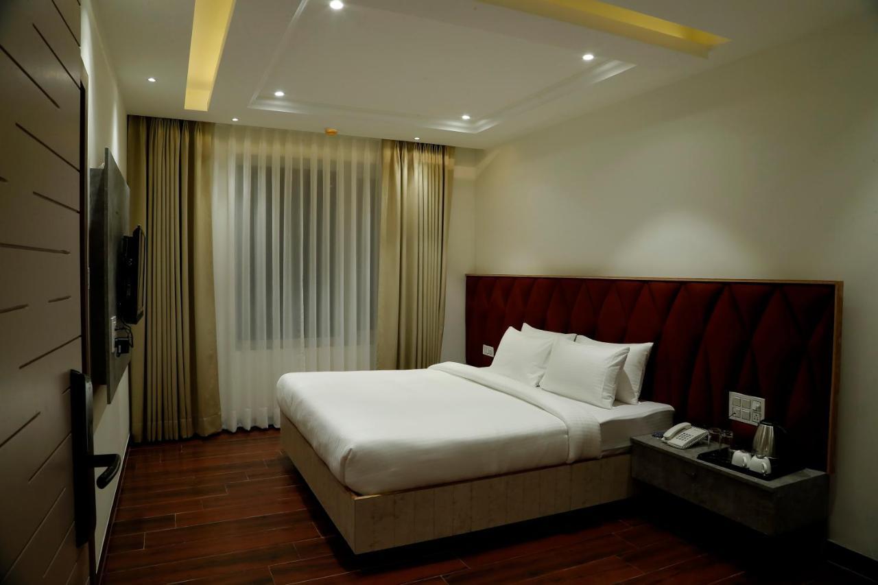 Dayal Hotel Una (Himachal Pradesh) Exterior foto